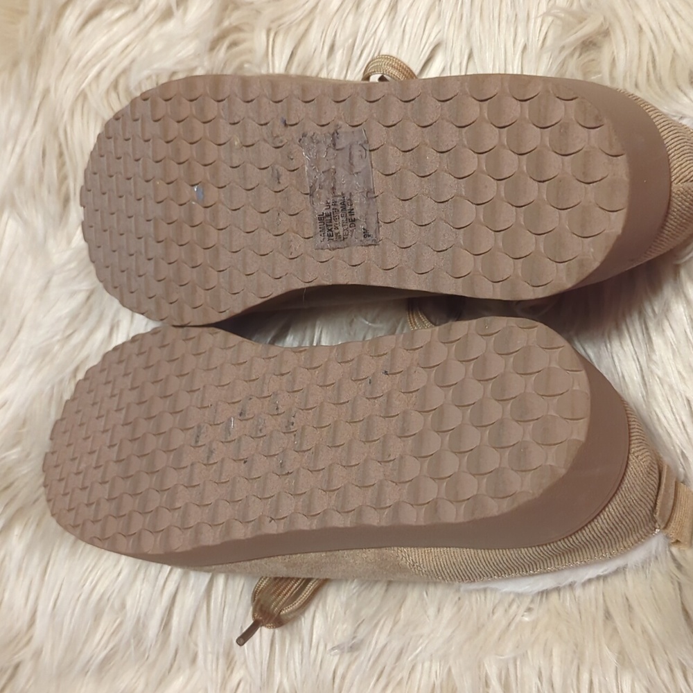 Tan jellypop fur lined tan Laceup shoes size 9M - Picture 7 of 8